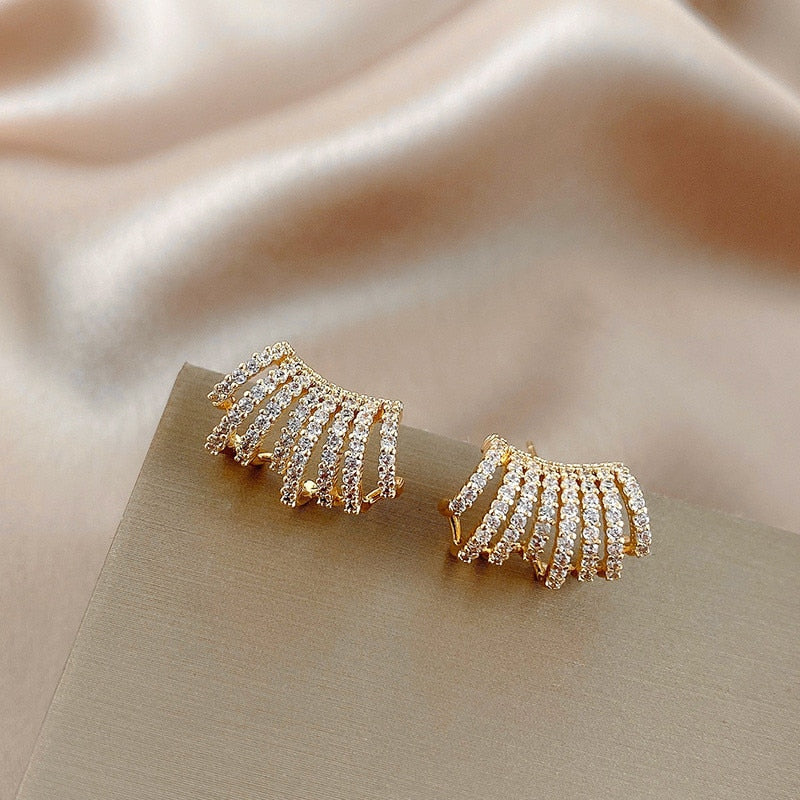 2023 New Design Irregular U-shaped Gold Color Earrings for Woman Korean  Crystal Fashion Geometry Jewelry Accessories Party Girls - AliExpress